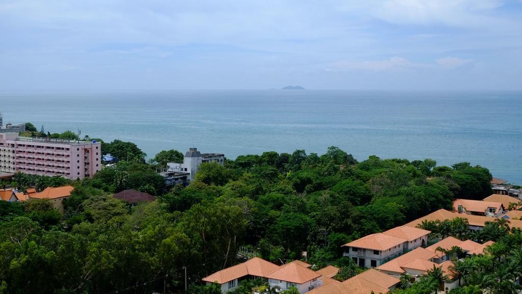 Peak Tower In Phatumnak Pattaya Extérieur photo